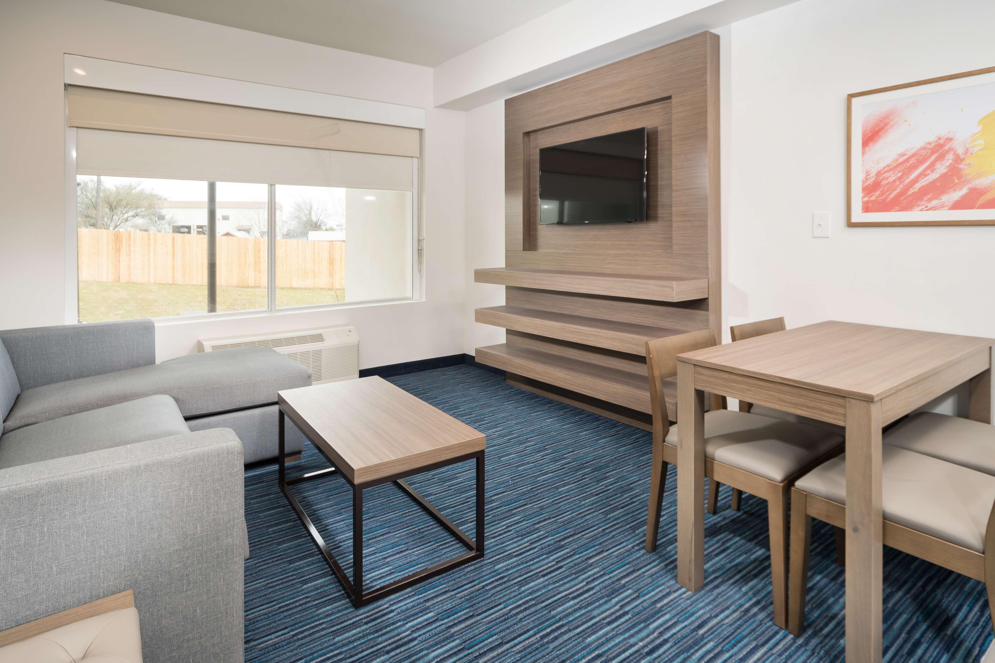Best Western Plus Executive Residency Austin - Round Rock Pflugerville Exterior foto